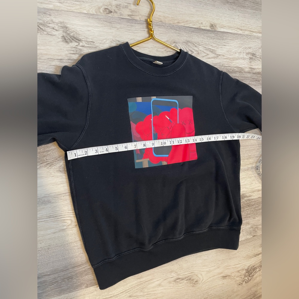KAWS X UNIQLO Andy Warhol Crew Neck Pullover Sweatshirt Japanese size 13 - Picture 6 of 8